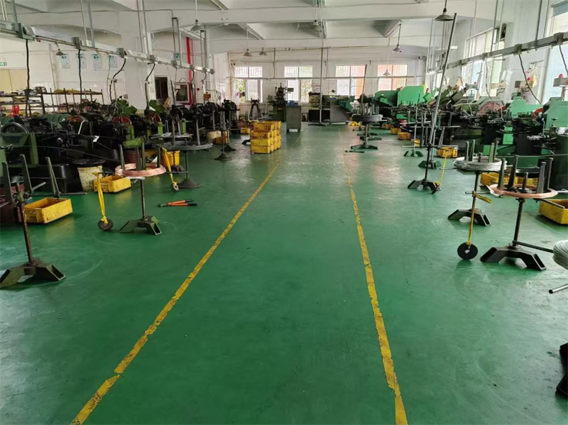 Nuote ধাতুগুলিতে rivet উত্পাদন লাইন