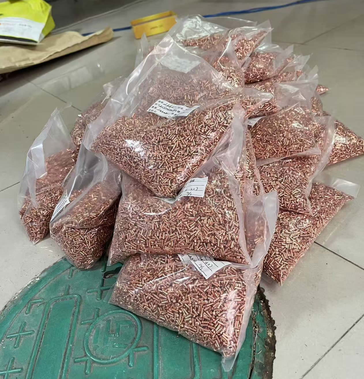 Nuote মেটালস ব্রাজিলে কপার রিভেট পাঠায়